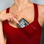 4 Places You Should Avoid Keeping Your Phone To Protect Your Health 