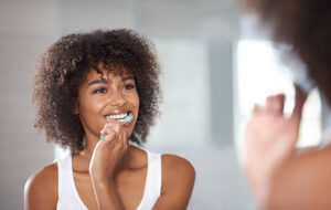 How Long Should You Really Use Your Toothbrush? Most People Get This Wrong